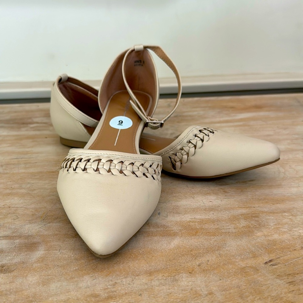 Report Cream Flats with Woven Detailing